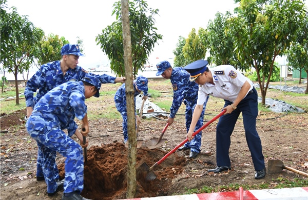 Bộ Tư lệnh Vùng Cảnh sát biển 3 phát động trồng cây ‘Đời đời nhớ ơn Bác Hồ’