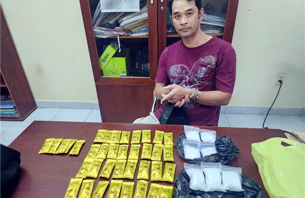 Ma túy núp bóng thuốc lá điện tử - Bài 1: Bóc gỡ đường dây 'pod chill' chứa ma túy Etomidate