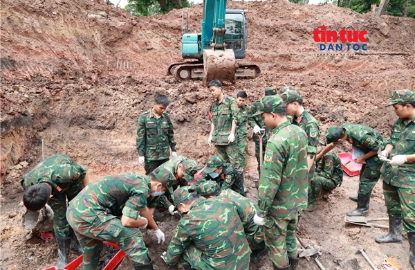 Phát hiện, quy tập thêm 11 bộ hài cốt liệt sĩ tại Công viên Lê Thị Riêng