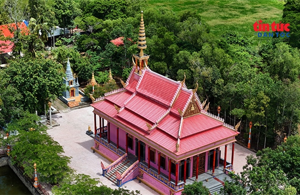 Khám phá vẻ đẹp kiến trúc chùa Khmer ở vùng Bảy Núi An Giang