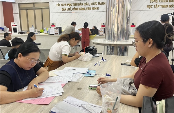 TP Hồ Chí Minh: Cuối năm 2025, 100% thủ tục hành chính sẽ không phụ thuộc địa giới 