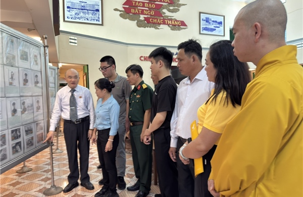 TP Hồ Chí Minh: Khai mạc triển lãm ‘80 năm – Vinh quang Việt Nam qua tem bưu chính’