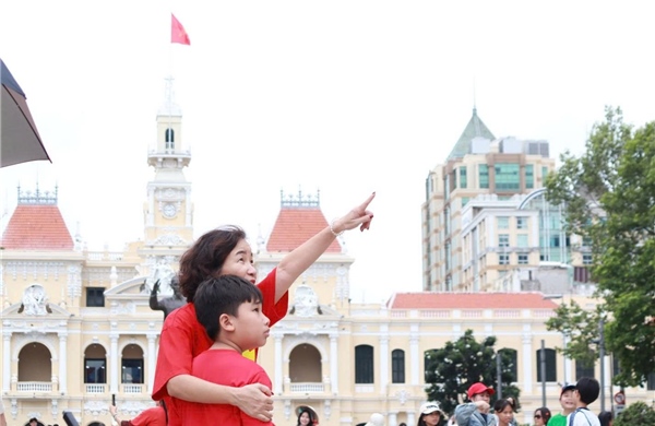 Các điểm di tích TP Hồ Chí Minh ‘rộn ràng’ trong ngày &#39;Tết Độc lập&#39;