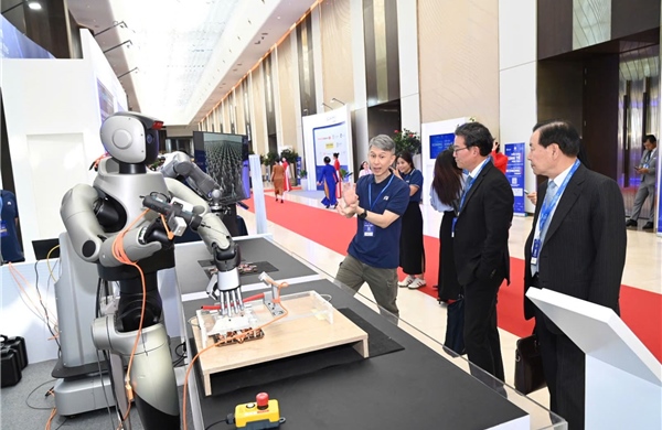 TP Hồ Chí Minh &#39;bắt tay&#39; với nhiều doanh nghiệp số quốc tế để phát triển công nghệ sâu