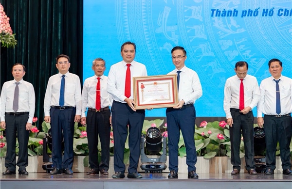 TP Hồ Chí Minh phát động thi đua yêu nước, hướng tới mục tiêu tăng trưởng hai con số