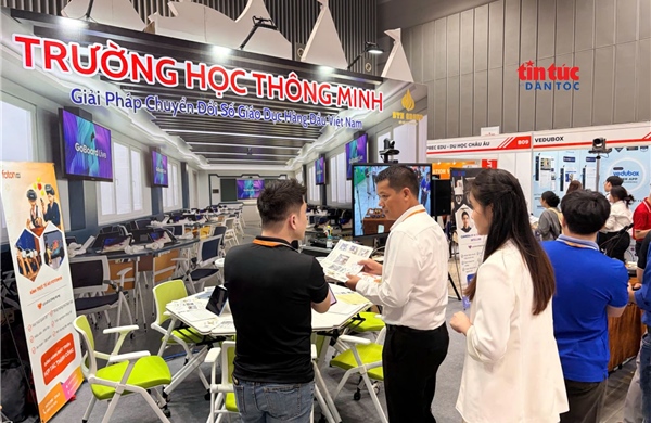 Giáo dục số trở thành nền tảng của đô thị thông minh