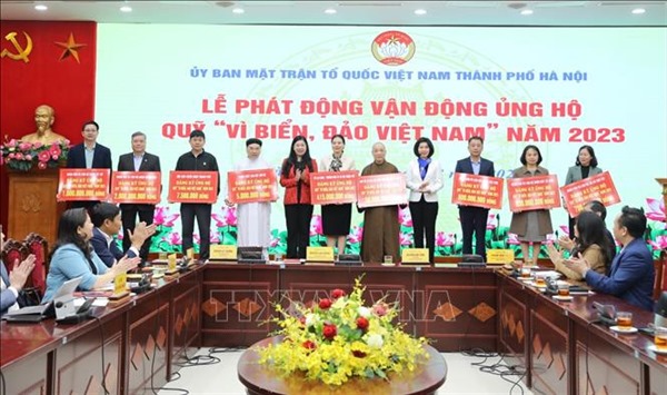 Hà Nội: Hơn 30 tỷ đồng đăng ký ủng hộ Quỹ &#39;Vì biển, đảo Việt Nam&#39;
