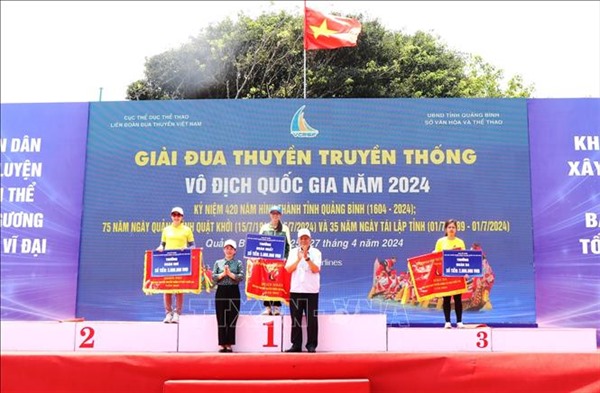 TP Hồ Chí Minh giành giải nhất Đua thuyền truyền thống vô địch quốc gia năm 2024