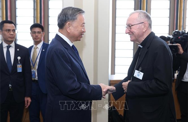 Tổng Bí thư, Chủ tịch nước Tô Lâm gặp Thủ tướng Tòa thánh Vatican 