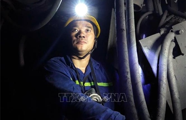 Người thợ lò tiêu biểu cho thế hệ công nhân ngành than thời kỳ mới