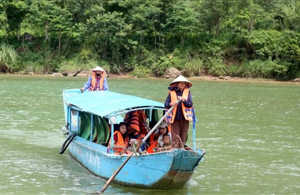Hiệu quả từ mô hình cộng đồng bảo vệ Di sản thiên nhiên Phong Nha - Kẻ Bàng