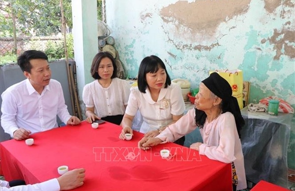 Tri ân những người có công với đất nước