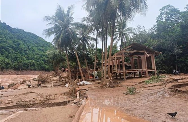 Ám ảnh trận lũ lịch sử ở xã nghèo biên giới Nghệ An