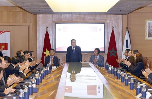 Chủ tịch Quốc hội dự tọa đàm về chính sách thúc đẩy hợp tác Việt Nam - Maroc