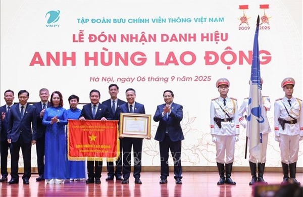 Thủ tướng Phạm Minh Chính: Xây dựng VNPT mạnh, năng động, hiệu quả, hiện đại