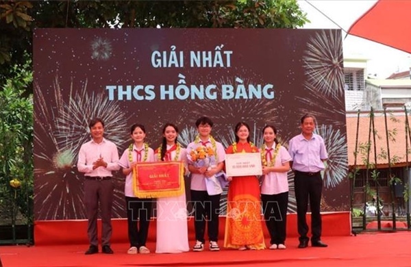 Giúp học sinh thêm yêu lịch sử, trân trọng di sản quê hương
