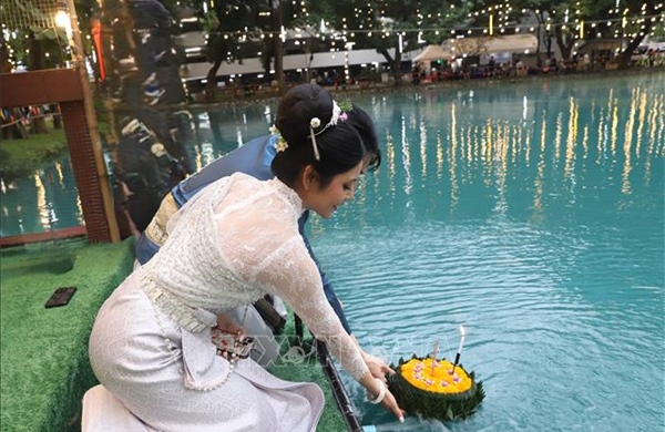 Lễ hội Loy Krathong Thái Lan 2025: Tôn vinh Mẹ Đất