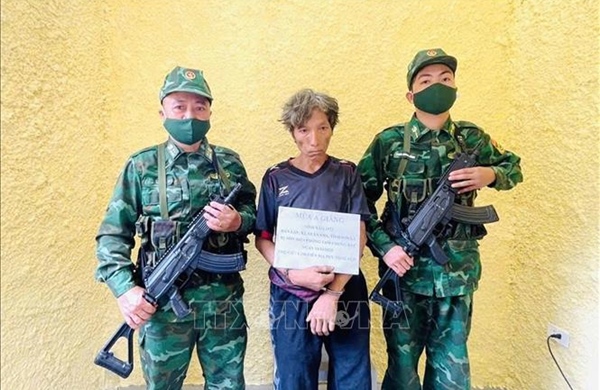 Bắt đối tượng tàng trữ 1.200 viên ma túy tổng hợp tại khu vực biên giới