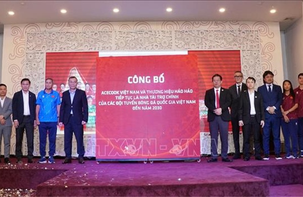 Acecook Việt Nam đồng hành cùng các đội tuyển bóng đá quốc gia tham dự SEA Games 33