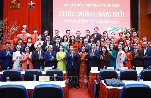 Thủ tướng Phạm Minh Chính: Nhanh chóng đưa các nghị quyết của Đảng về văn hóa vào cuộc sống