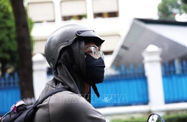 Nam Bộ bước vào cao điểm nắng nóng, TP Hồ Chí Minh đối mặt nền nhiệt cao