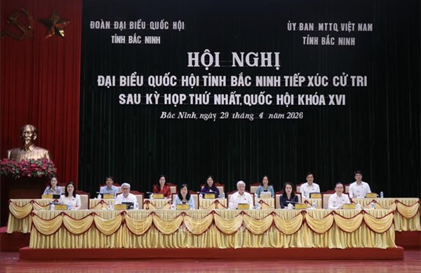 Phó Chủ tịch Thường trực Quốc hội Đỗ Văn Chiến tiếp xúc cử tri tại Bắc Ninh