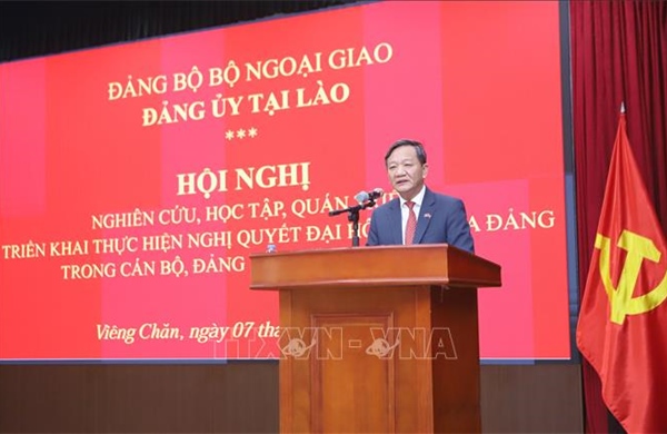 Xác định những định hướng lớn cần triển khai tại Lào trong thời gian tới