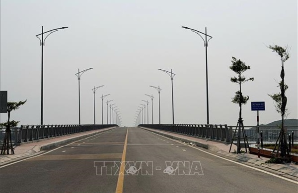 Quảng Ngãi: Xây cầu 265 tỷ đồng, 'quên' đường dẫn