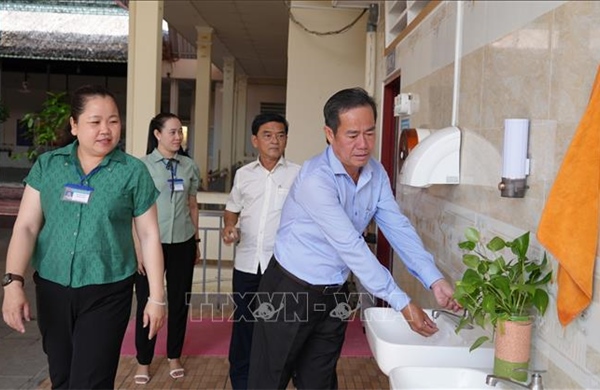 Đẩy nhanh tiến độ xây dựng công trình cần thiết cho năm học mới 2026 – 2027