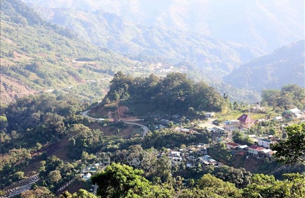 Hiệu quả chính quyền địa phương 2 cấp trong xóa đói, giảm nghèo