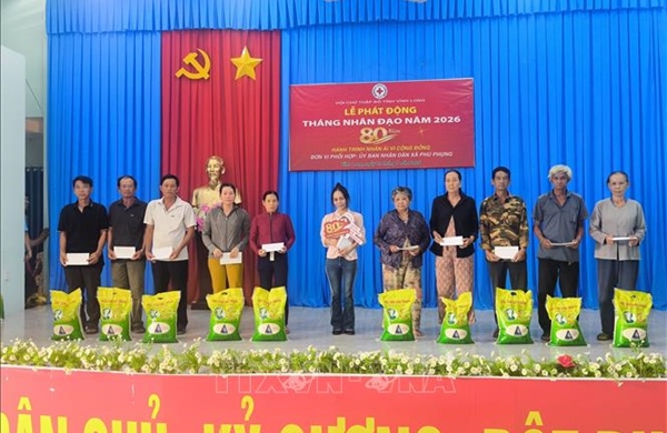 Vận động nguồn lực hỗ trợ người nghèo, người yếu thế