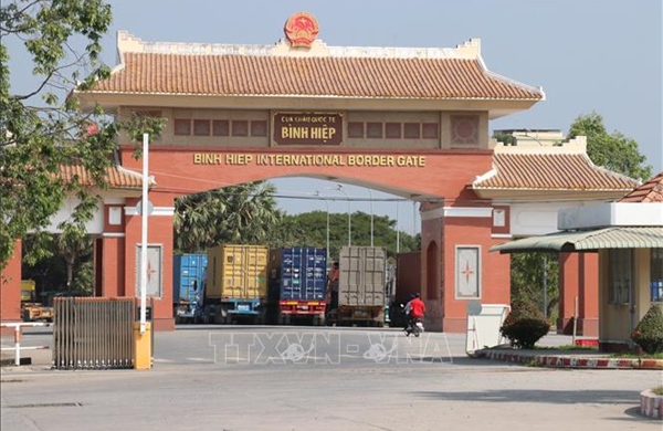 Hải quan liên tiếp phát hiện hàng hóa nghi xâm phạm sở hữu trí tuệ tại nhiều cửa khẩu
