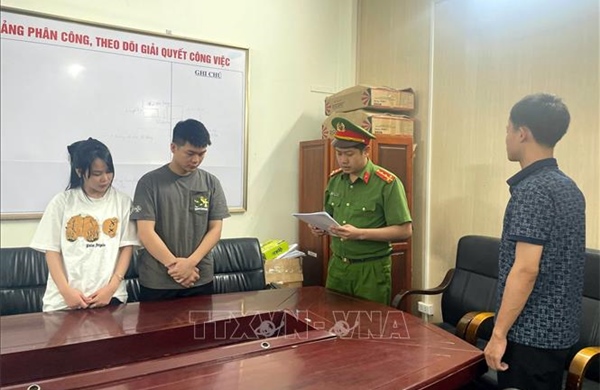Khởi tố 2 bị can về hành vi 'Xâm phạm quyền sở hữu công nghiệp'