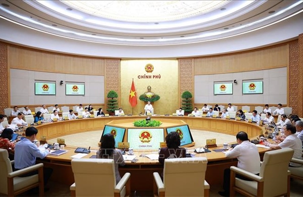 Tập trung tháo gỡ khó khăn, thúc đẩy tăng trưởng kinh tế 'hai con số' năm 2026