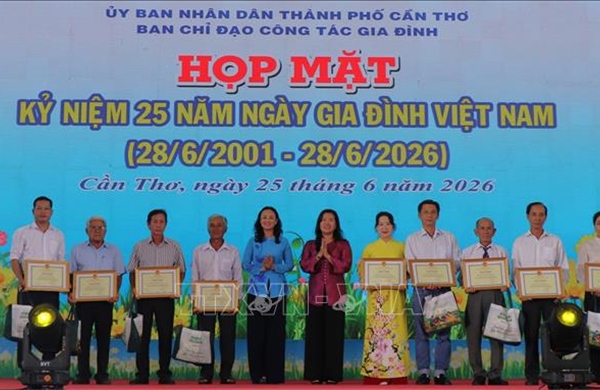 Lan tỏa giá trị gia đình Việt, xây dựng mái ấm hạnh phúc