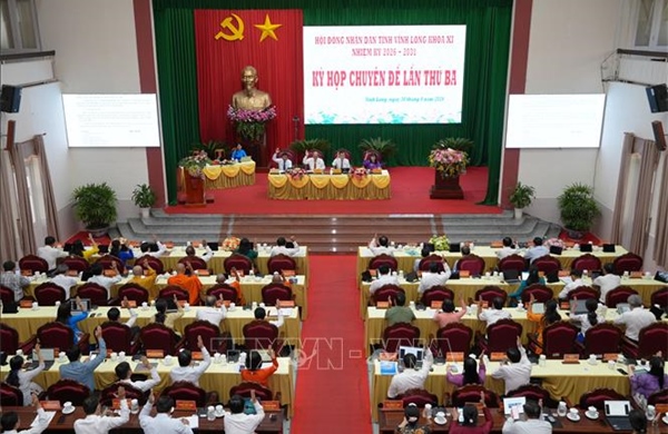 Giải quyết những vấn đề cấp bách, kiến tạo phát triển kinh tế - xã hội