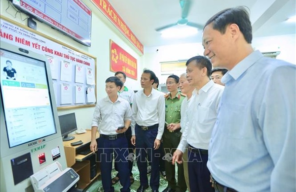 Đưa Kiosk AI toàn trình vào phục vụ giải quyết thủ tục hành chính