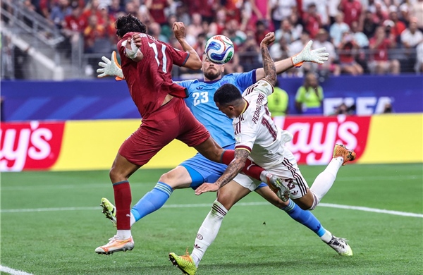     World Cup 2026: Bồ Đào Nha thủng lưới phút bù giờ, Ronaldo chia tay World Cup đầy tiếc nuối
