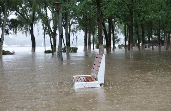 Trung Quốc đối mặt với mùa mưa lũ diễn biến phức tạp
