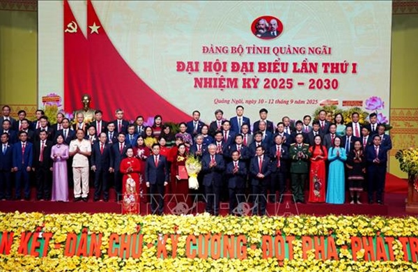 Khai mạc Đại hội Đại biểu Đảng bộ tỉnh Quảng Ngãi lần thứ I 