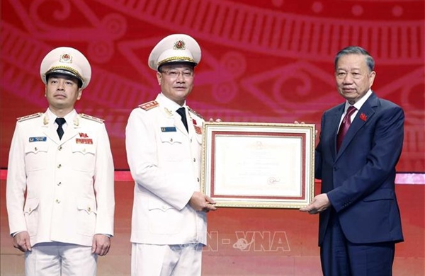 Tổng Bí thư, Chủ tịch nước Tô Lâm: Đổi mới biện pháp công tác, bảo đảm an ninh chủ động trong mọi tình huống
