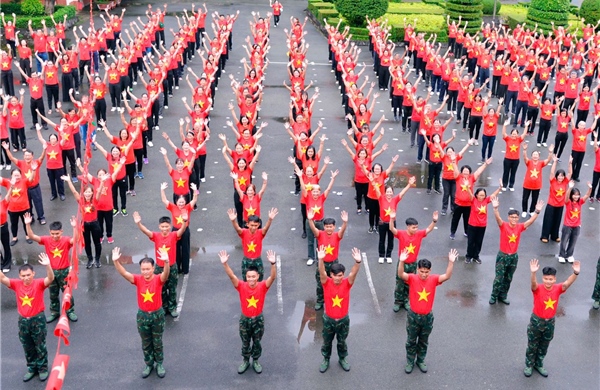 TP Hồ Chí Minh: 750 người dân đồng diễn chào mừng &#39;Tết Độc Lập&#39;