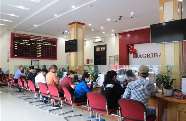 Tiếp tục giữ vững và phát huy thương hiệu Agribank Bắc Yên Bái