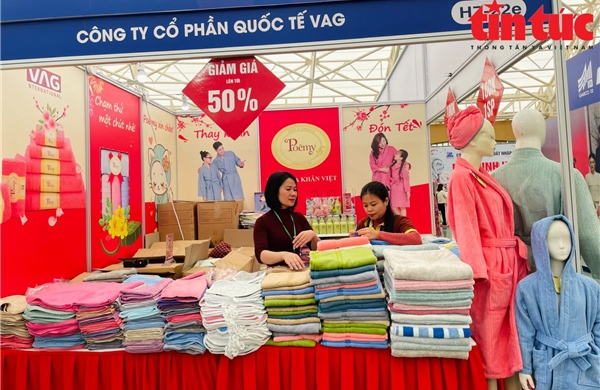 Hàng Việt lên ngôi, doanh nghiệp đẩy mạnh ưu đãi tại Hội chợ Mùa Xuân 2026