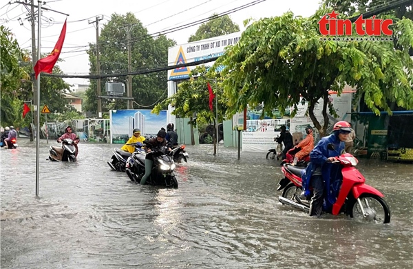 TP Hồ Chí Minh: Tần suất mưa có xu hướng giảm, chỉ số tia UV ở mức gây hại cao