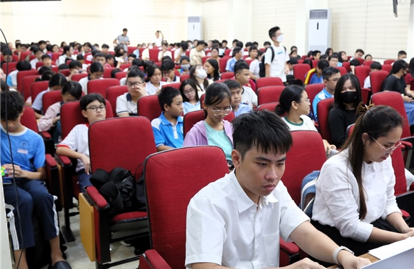 TP Hồ Chí Minh: Thí điểm đào tạo trí tuệ nhân tạo nâng cao cho học sinh