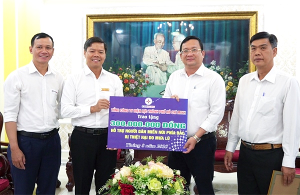 TP Hồ Chí Minh tiếp nhận hơn 2 tỷ đồng ủng hộ đồng bào phía Bắc bị thiệt hại do thiên tai