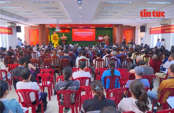 Thành lập ‘Tổ chuyển đổi số’ hỗ trợ tận nơi hộ kinh doanh về chính sách thuế mới