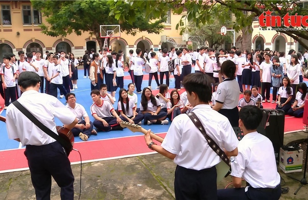 Giờ ra chơi không điện thoại: Học sinh tìm lại niềm vui tuổi học trò