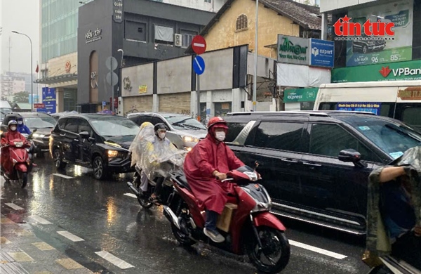 TP Hồ Chí Minh giảm nhiệt, dự báo có mưa trong những ngày tới